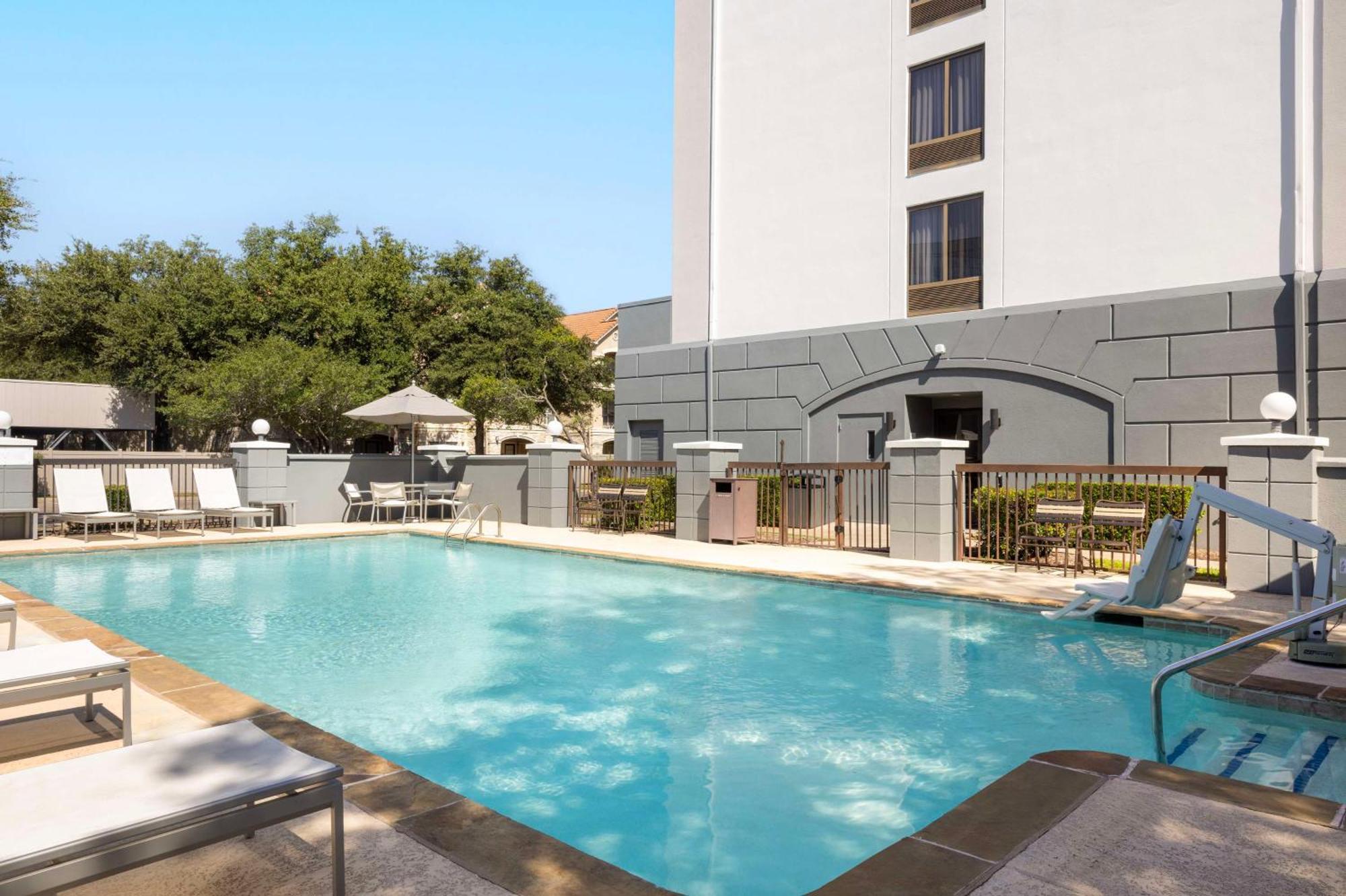 אדיסון Hyatt Place Dallas North By The Galleria מראה חיצוני תמונה